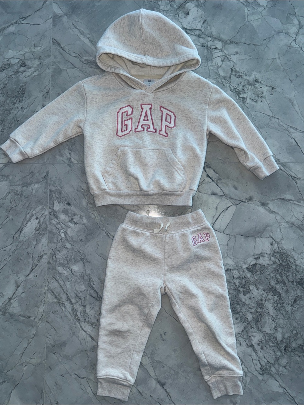 GAP Light cream Hoodie and Joggers with Pink Logo